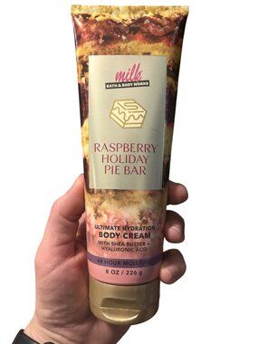 Bath and Bodyworks Raspberry Holiday Pie Bar Body Cream Lotion Milk Limited ed